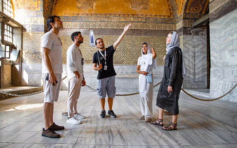 Ayasofya Rehberli Turu (Sıra Beklemeden Giriş Biletleriyle)